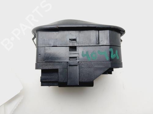 Venstre Foran elrute bryter PEUGEOT 206 Hatchback (2A/C) 1.1 i | BP30921831I27