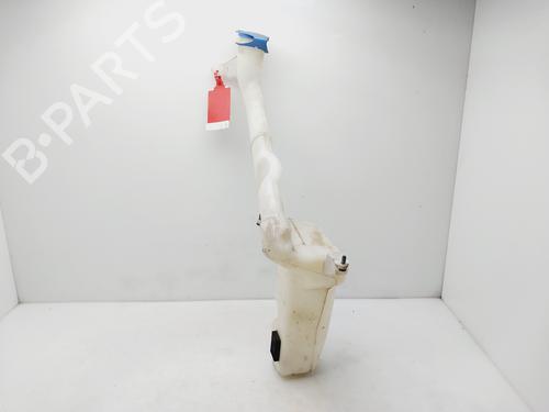 Used Windscreen washer tank VW POLO IV (9N_, 9A_) 1.4 16V (75 hp) 31351323