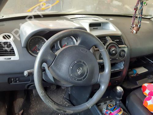 Seat buckle RENAULT MEGANE II Saloon (LM0/1_) 1.9 dCi (LM0G, LM1G, LM2C) | BP13996178I32 