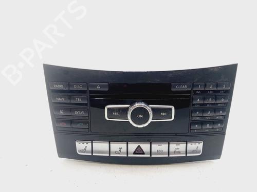 Used Radio MERCEDES-BENZ E-CLASS (W212) E 220 CDI / BlueTEC (212.001, 212.002) (170 hp) 21285424