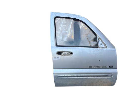 Used Right front door JEEP CHEROKEE (KJ) 2.5 CRD 4x4 (143 hp) 29753820