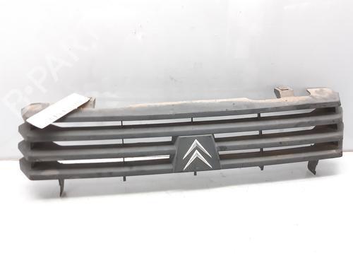 Used Grille Grille 7525231 7525231