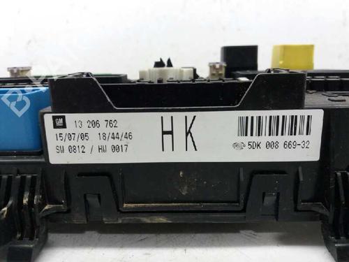 Fuse box OPEL ASTRA H (A04) 1.7 CDTI (L48) | BP2889413E1 