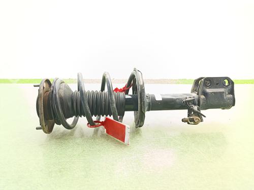 Used Left front shock absorber Left front shock absorber TOYOTA COROLLA Verso (ZER_, ZZE12_, R1_) 2.2 D-4D (AUR10_, AUR10R) (136 hp) 34184039 34184039