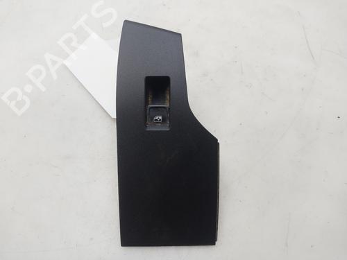 Used Left rear window switch Left rear window switch SEAT ARONA (KJ7, KJP) [2017-2026] 35805786 35805786