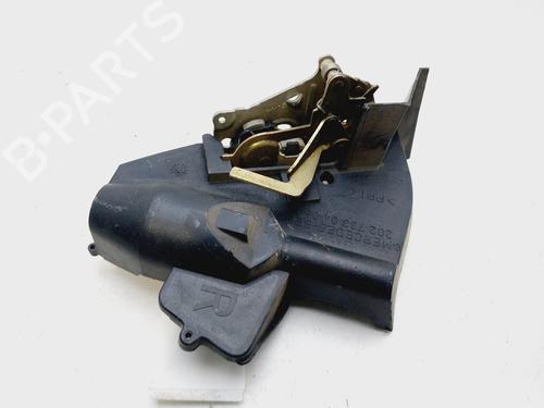 Høyre bak lås MERCEDES-BENZ E-CLASS T-Model (S210) E 320 T CDI (210.226) (197 hp) 30874015