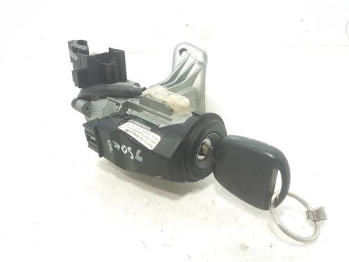 Used Ignition barrel TOYOTA COROLLA (_E12_) 1.4 D (NDE120_, NDE120R) (90 hp) 9421717