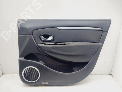 Used Front right panel RENAULT SCÉNIC III (JZ0/1_) [2008-2016]  28535572
