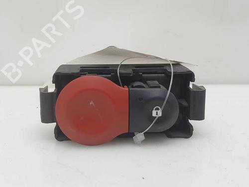Used Warning switch Warning switch RENAULT CLIO III (BR0/1, CR0/1) [2005-2014] 39717785 39717785