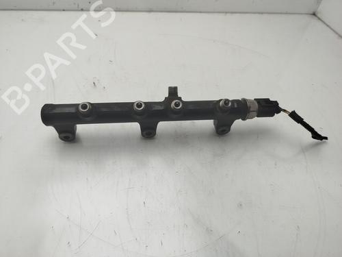 Used Injection rail KIA CARNIVAL II (GQ) 2.9 CRDi (144 hp) 32411070