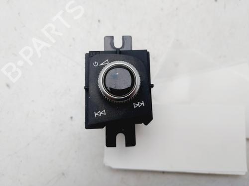 Pulsantiera AUDI A4 B9 (8W2, 8WC) 30 TDI (122 hp) 31139401