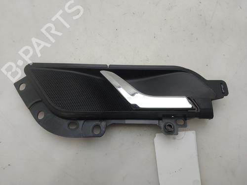 Used Front right interior door handle Front right interior door handle 37438082 37438082