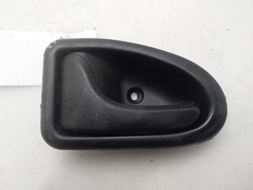 Used Front left interior door handle Front left interior door handle RENAULT CLIO III (BR0/1, CR0/1) 1.4 16V (98 hp) 35929747 35929747