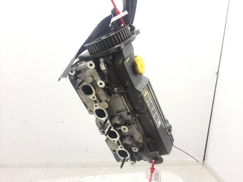 Used Cylinder head Cylinder head 32186302 32186302