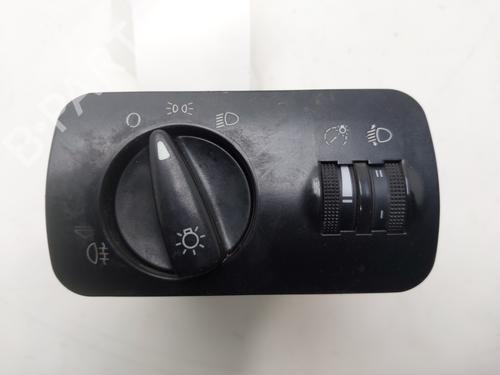 Used Headlight switch Headlight switch SEAT CORDOBA (6K1, 6K2) [1993-2002] 33943642 33943642