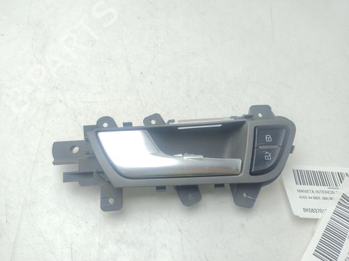 Venstre foran invendig håndtak AUDI A4 B8 (8K2) [2007-2017]  30497990