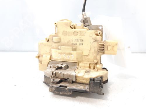 Used Front right lock VW PASSAT B6 (3C2) 2.0 TDI (140 hp) 8888983
