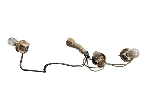 Used Lamp holder FORD MAVERICK (UDS, UNS) 2.7 TD (100 hp) 31086761