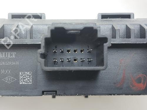 Switch RENAULT CLIO V (B7_) 1.5 Blue dCi 85 (B7AG) | BP38261765I30 - Image 2