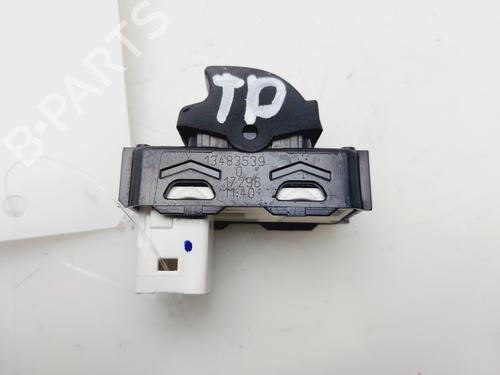 Right rear window switch CITROËN C3 AIRCROSS II (2R_, 2C_) 1.2 PureTech 110 (2RHNZB, 2RHNZW, 2RHNPX, 2RHNPJ) | BP31752784I28