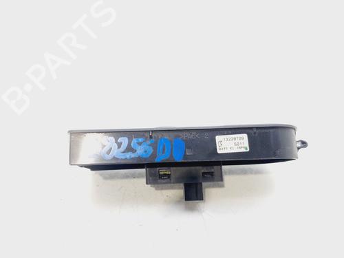 Right front window switch OPEL ASTRA H (A04)  | BP27222220I26 