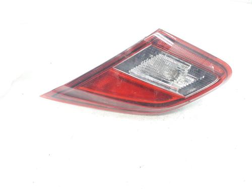 right-tailgate-light-opel-corsa-e-x15-14-08-68-39012624-2014-10333967 main image