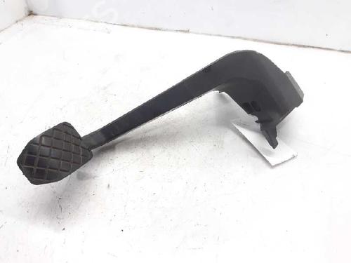 Pedal embrague SEAT EXEO (3R2) 2.0 TDI (120 hp) 8765550