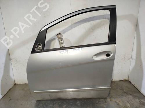Used Left front door Left front door MERCEDES-BENZ A-CLASS (W169) A 180 (169.032, 169.332) (116 hp) 40435425 40435425