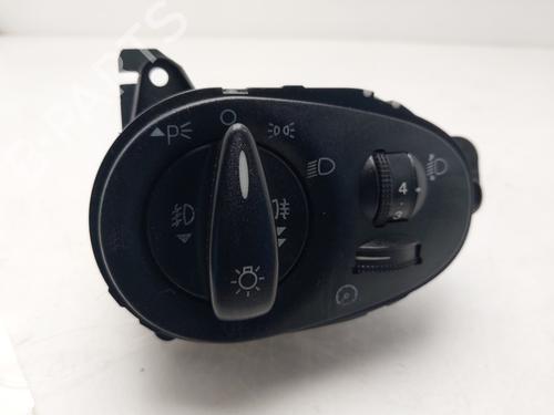 Mando luces Mando luces FORD FOCUS I (DAW, DBW) 1.8 Turbo DI / TDDi (90 hp) 35929815 35929815