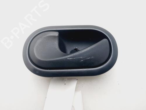 Used Front left interior door handle RENAULT CLIO III (BR0/1, CR0/1) [2005-2014]  32162959