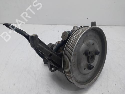 Bomba de direcção Bomba de direcção AUDI A4 B5 (8D2) 2.4 (165 hp) 36110881 36110881