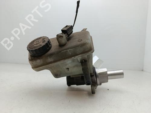 Used Brake master cylinder RENAULT LAGUNA III Grandtour (KT0/1) 2.0 16V (KT0F, KT0W) (140 hp) 31670297