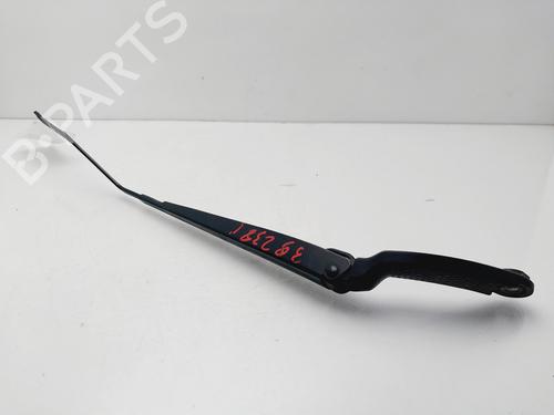Used Front windshield wiper arm RENAULT CLIO IV (BH_) [2012-2021]  32014088