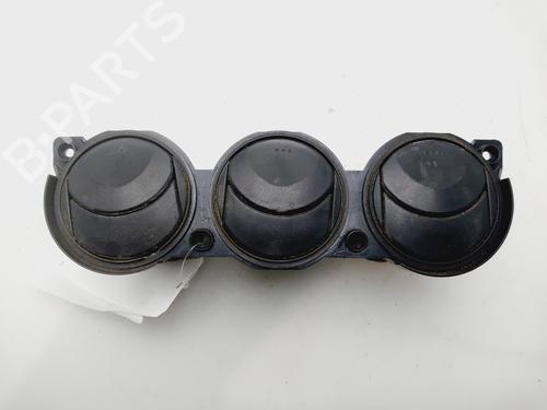 Difusor / Saída de ar MAZDA 6 Saloon (GG) 2.0 DI (GG14) (121 hp) 31306250