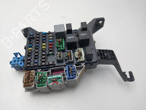 Fuse box FORD MONDEO III (B5Y) 2.0 16V TDDi / TDCi | BP37152993E1 - Image 2