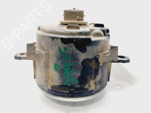 Right front fog light RENAULT LAGUNA III Grandtour (KT0/1) 2.0 dCi (KT07, KT0J, KT14, KT1A, KT1S) | BP29353738C31 