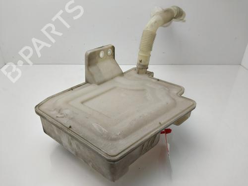 windscreen-washer-tank-vw-golf-vi-5k1-2008-2009-2010-2011-2012-2013-2014-30604041 main image