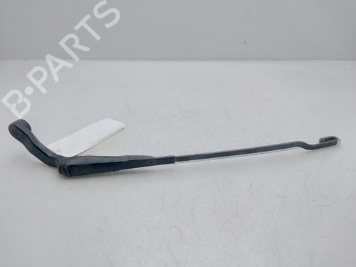Used Front windshield wiper arm Front windshield wiper arm 37149191 37149191