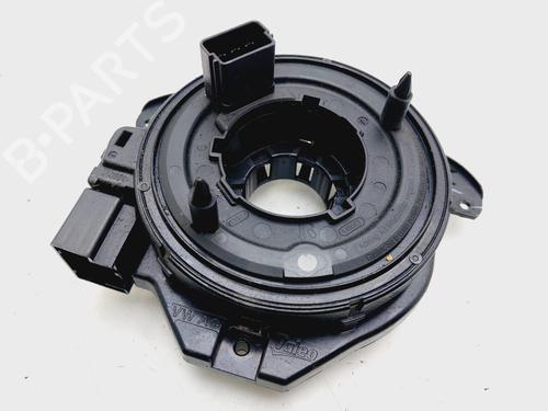 BP30519013C102 main image