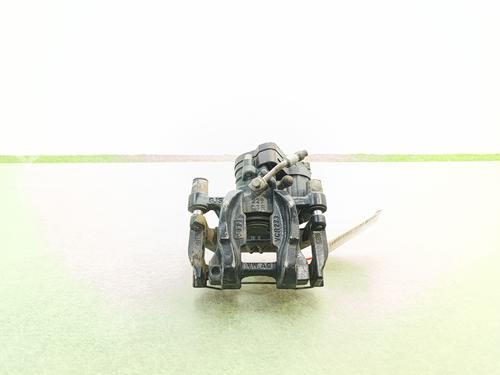 Used Left rear brake caliper Left rear brake caliper 39385577 39385577
