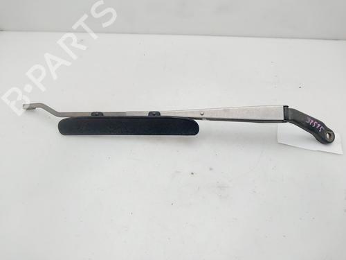 Used Front windshield wiper arm HONDA CIVIC VI Hatchback (EJ, EK) 1.5 i (EK3) (114 hp) 29763670