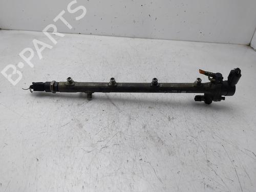 Used Injection rail MERCEDES-BENZ C-CLASS Coupe (CL203) C 220 CDI (203.706) (143 hp) 31636572