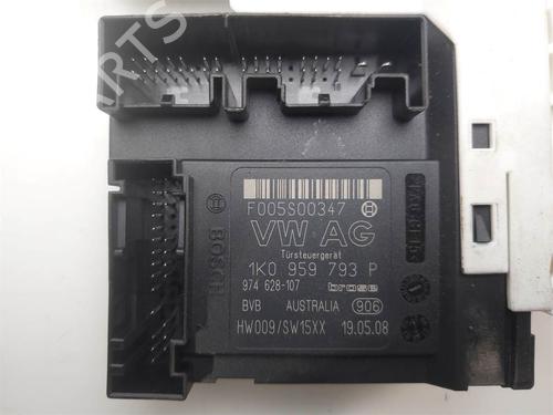 Left front window motor SEAT LEON (1P1) | BP38459541E21 - Image 3