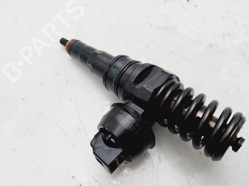 Injector VW GOLF V (1K1) 1.9 TDI | BP19643476M100 