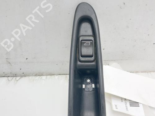 Used Left rear window switch VOLVO S40 I (644) 1.9 TD (90 hp) 18080017