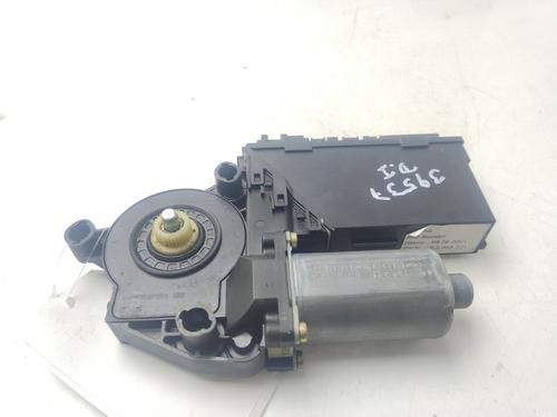 Motor do elevador de vidro frente esquerdo VW TOUAREG (7LA, 7L6, 7L7) 2.5 R5 TDI | BP30863408E21