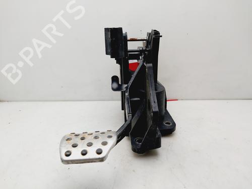 Used Break pedal SMART FORFOUR Hatchback (453) 0.9 (453.044, 453.053) (90 hp) 27165829