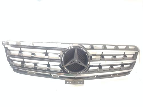 Used Grille MERCEDES-BENZ M-CLASS (W166) [2011-2015]  26926576