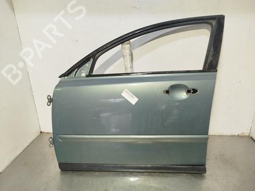 Puerta delantera izquierda VOLVO V50 (545) 2.4 (140 hp) 32384708