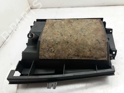 Glove box NISSAN X-TRAIL I (T30) 2.2 dCi 4x4 | BP2995222C95 